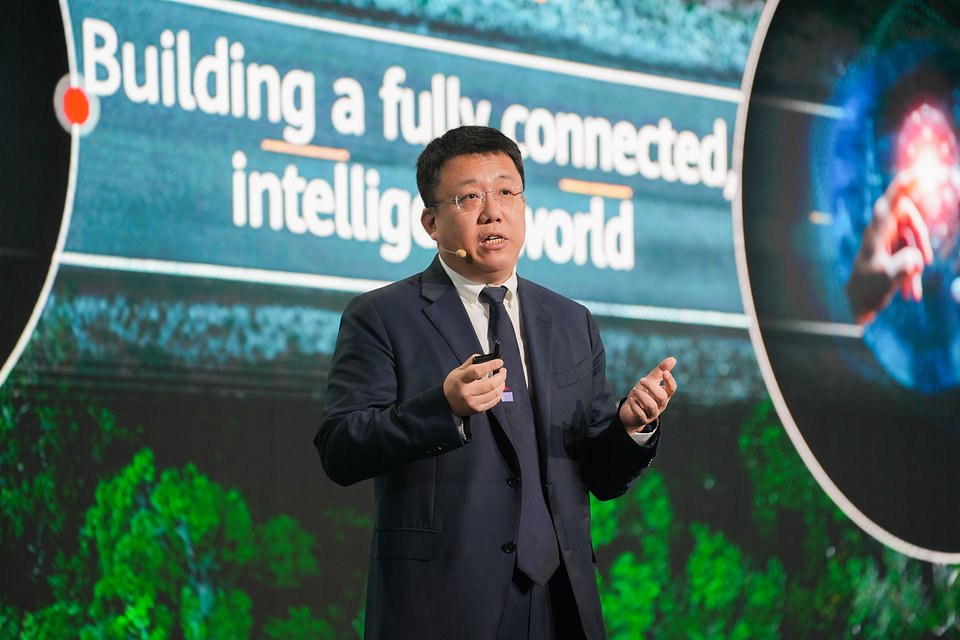 Huawei podwaja wsparcie na rzecz ekologicznej i cyfrowej transformacji w Europie