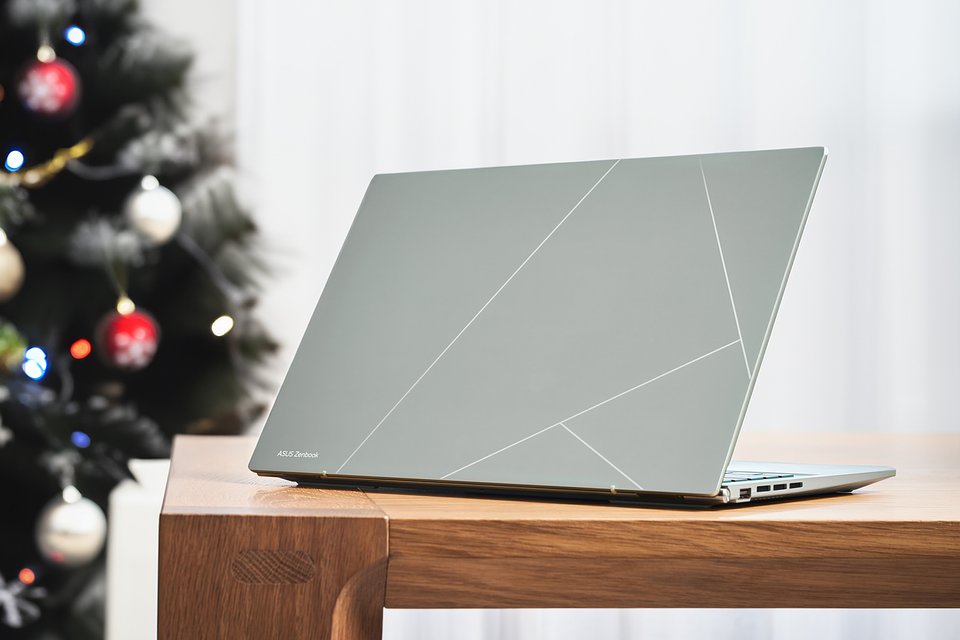 Vivobook i Zenbook - laptopy, które zachwycą Cię pod choinką