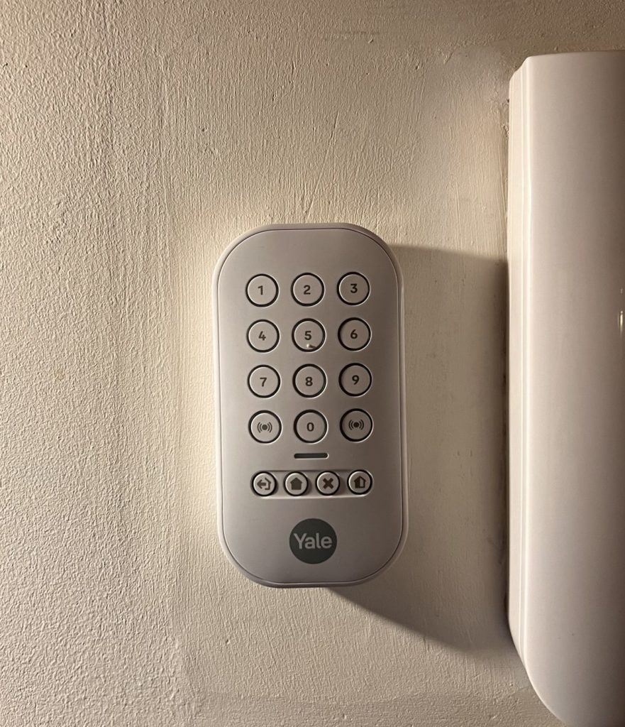 yale smart alarm6