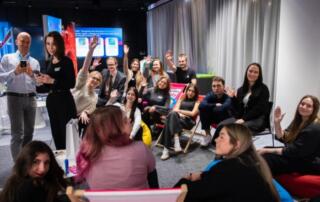 Pokolenie Z chce pracować dla inspirujących liderów – ci oczekują partnerstwa