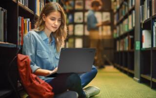 Acer prezentuje nowe laptopy TravelMate dla rynku edukacyjnego