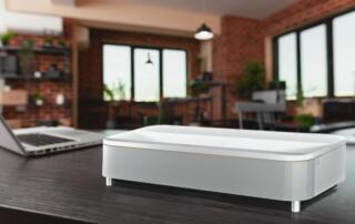 Epson wprowadza do swojej oferty dwa nowe profesjonalne projektory laserowe 4K PRO-UHD