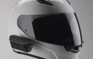 Kamera motocyklowa Mio MiVue MP30 – podwójne bezpieczeństwo na kasku