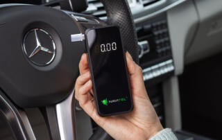 Alkomaty elektrochemiczne NAVITEL ALC05 PRO i ALC10 PRO – niezbędnik każdego kierowcy