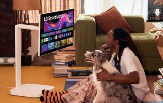 Nowy monitor LG Smart Swing zwiększa produktywność dzięki elastycznej podstawie i ekranowi dotykowemu