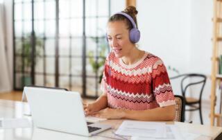 JBL Tune 520 C to przewodowe słuchawki nauszne Hi-Res Audio z dźwiękiem JBL Pure Bass