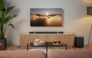 JBL Bar 1000 MK2 to 7.1.4-kanałowy system typu soundbar z odłączanymi głośnikami surround oraz technologiami Dolby Atmos® i DTS:X®
