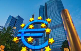 Jak Europa kupuje online? Personalizacja i programy lojalnościowe zmieniają e-handel