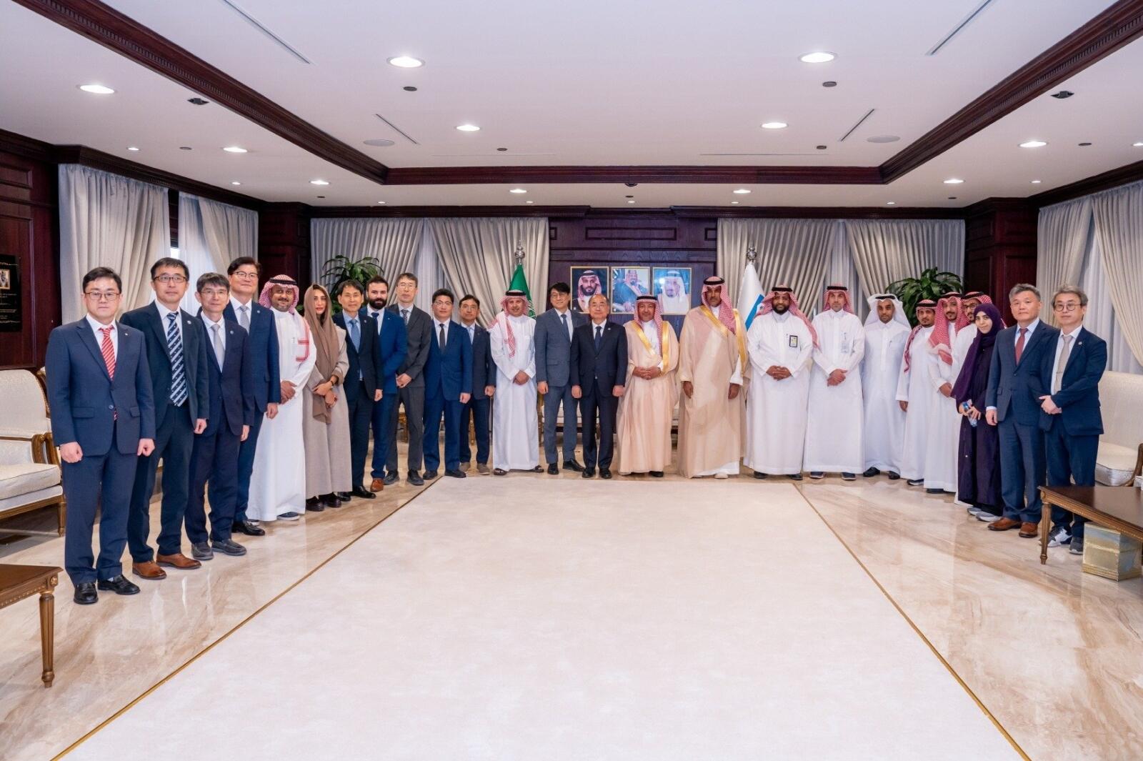 LG omówiło założenie pierwszego ośrodka testowego HVAC w klimacie tropikalnym w Arabii Saudyjskiej