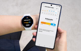 Czy można mierzyć wpływ diety na zdrowie w czasie rzeczywistym i to za pomocą zegarka? Zespół inżynierów Samsung postanowił sprawdzić, czy to możliwe. Efektem ich kilkuletnich prac jest Antioxidant Index w Galaxy Watch8 - funkcja, która w zaledwie pięć sekund potrafi określić poziom karotenoidów w organizmie użytkownika.