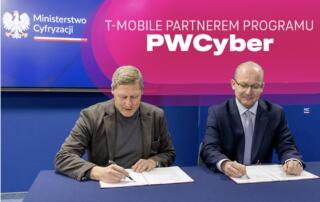 T-Mobile Polska nowym partnerem programu PWCyber