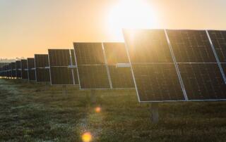 Amazon wspiera dwa nowe projekty energetyczne w Polsce, podwajając moc w zakresie energii odnawialnej w kraju