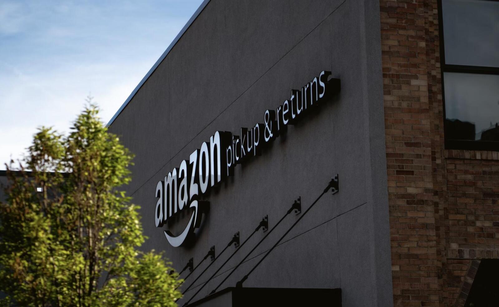 Amazon i OpenAI: rozmowy o inwestycji, która może zmienić rynek AI