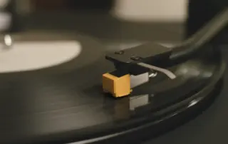 Sony powiększa ofertę gramofonów o nowe modele bezprzewodowe przeznaczone zarówno dla początkujących użytkowników, jak i audiofilów