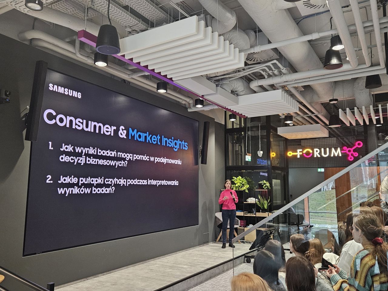 Marketing od kuchni – uczniowie poznali praktykę biznesu dzięki wolontariuszom z firmy Samsung