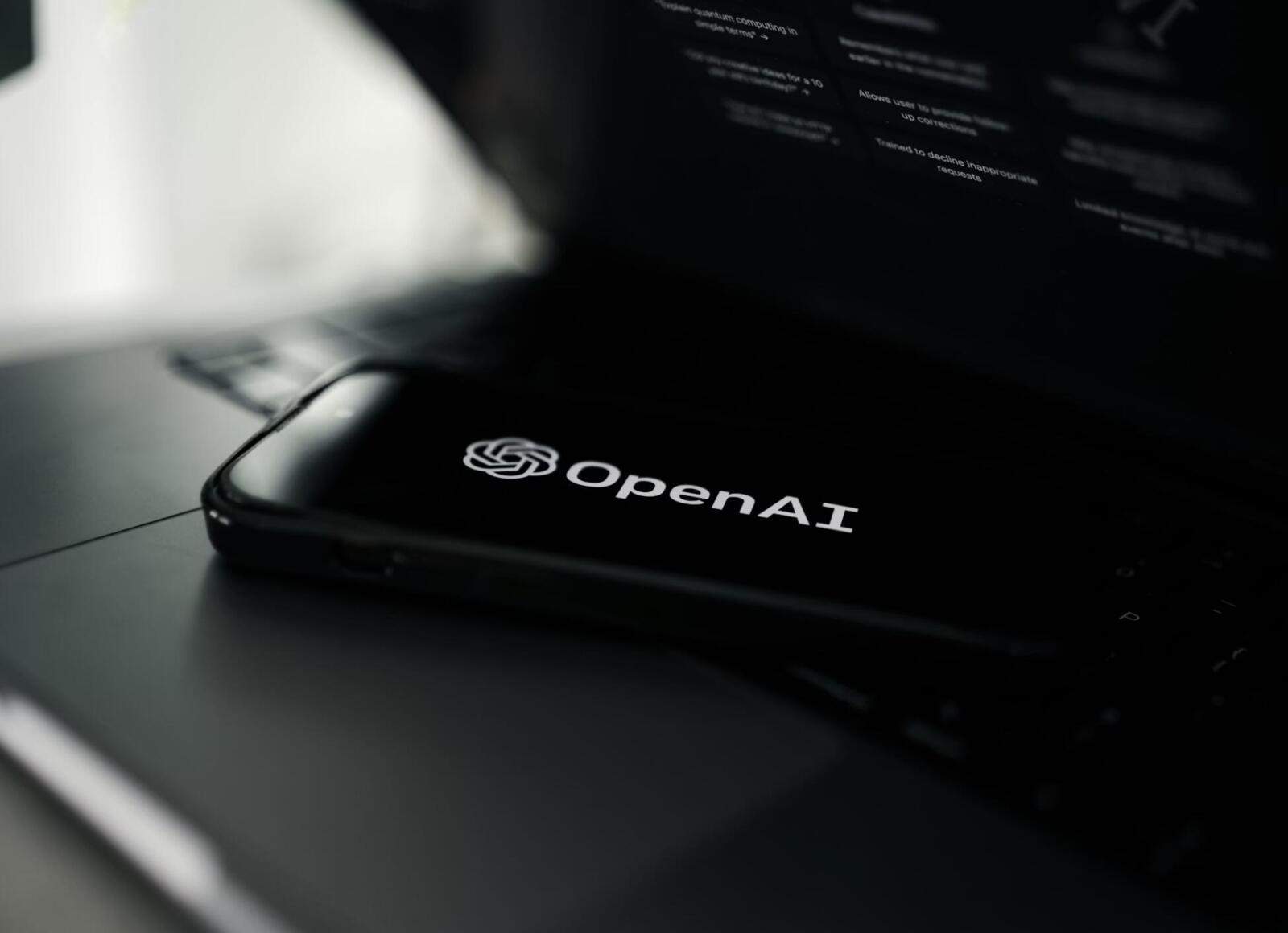 OpenAI pozyskało kolejne 10 mld dolarów przed planowanym IPO