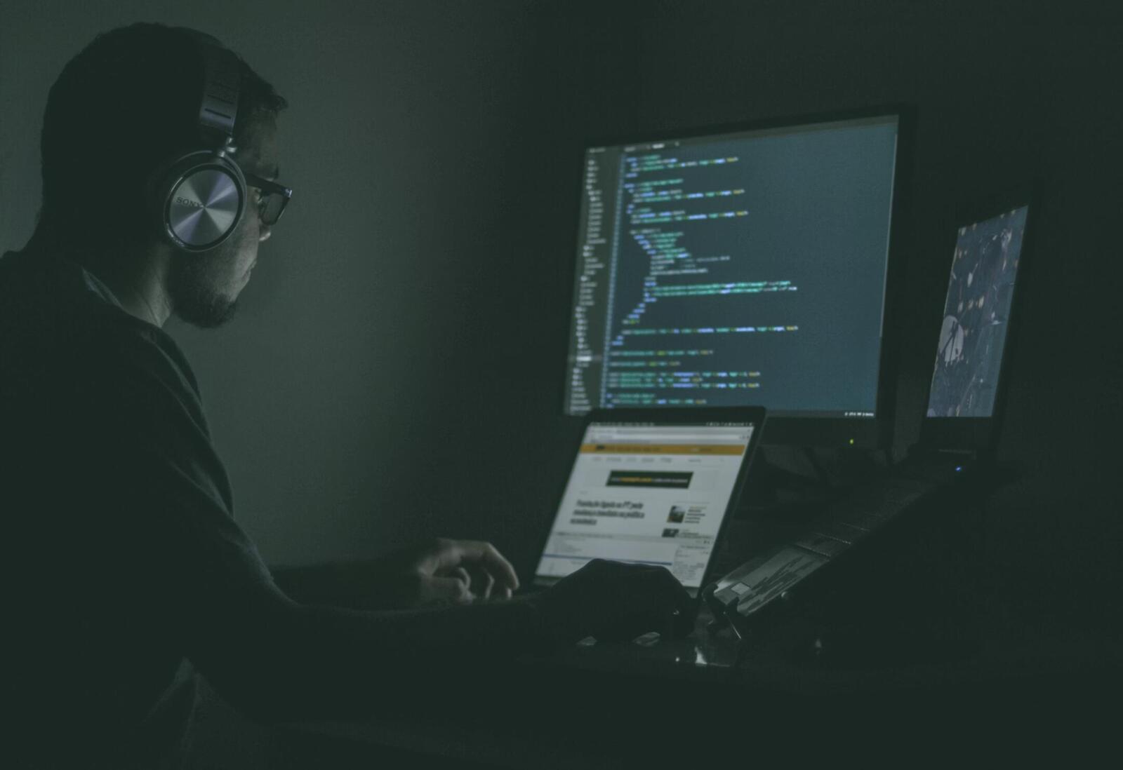 Eskalacja na Bliskim Wschodzie zwiększa ryzyko cyberataków – Raport Unit 42