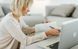 Czy przedsiębiorcy wyszkolili się z KSeF? Ponad 2,2 tys. webinarów i 1,3 mln wydanych certyfikatów. 77 proc. firm deklaruje gotowość