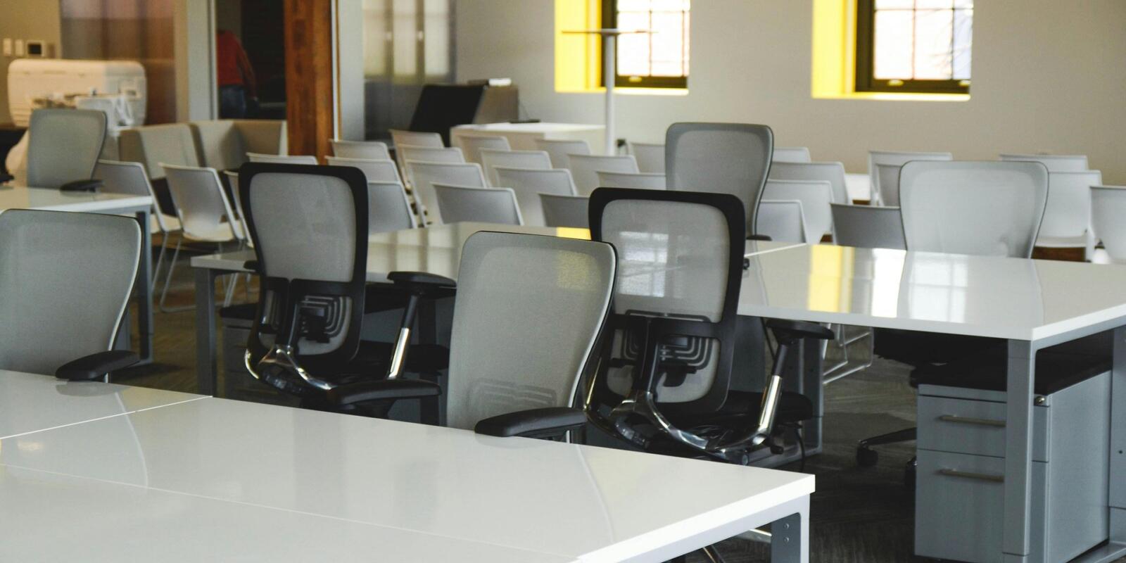 Blisko 6 na 10 firm w Polsce nie może zrekrutować nowych pracowników