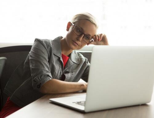 Polacy produktywnością przewyższają USA. 61 proc. chce krótszej pracy – Czego potrzebują by pracować 20 proc. mniej?