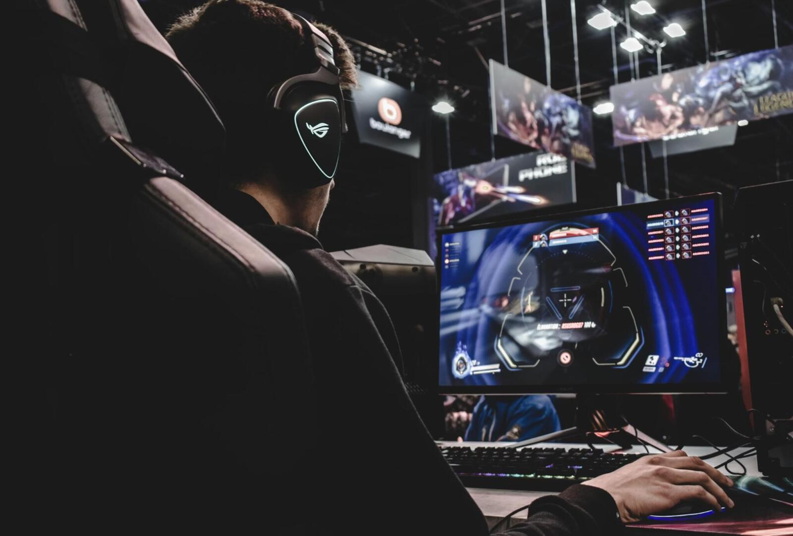 Jak powstają gry i filmy? Dzień Outwarty Liceum Filmowego i Kreacji Gier Wideo podczas RePlay Fest