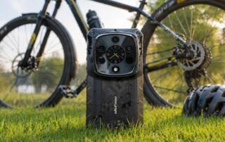 Rowerowa majówka bez obaw o sprzęt – Pancerny smartfon to najlepsza nawigacja na kierownicę