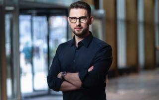 Piotr Żak Prezesem Zarządu Grupy Polsat Plus przez kolejne 3 lata